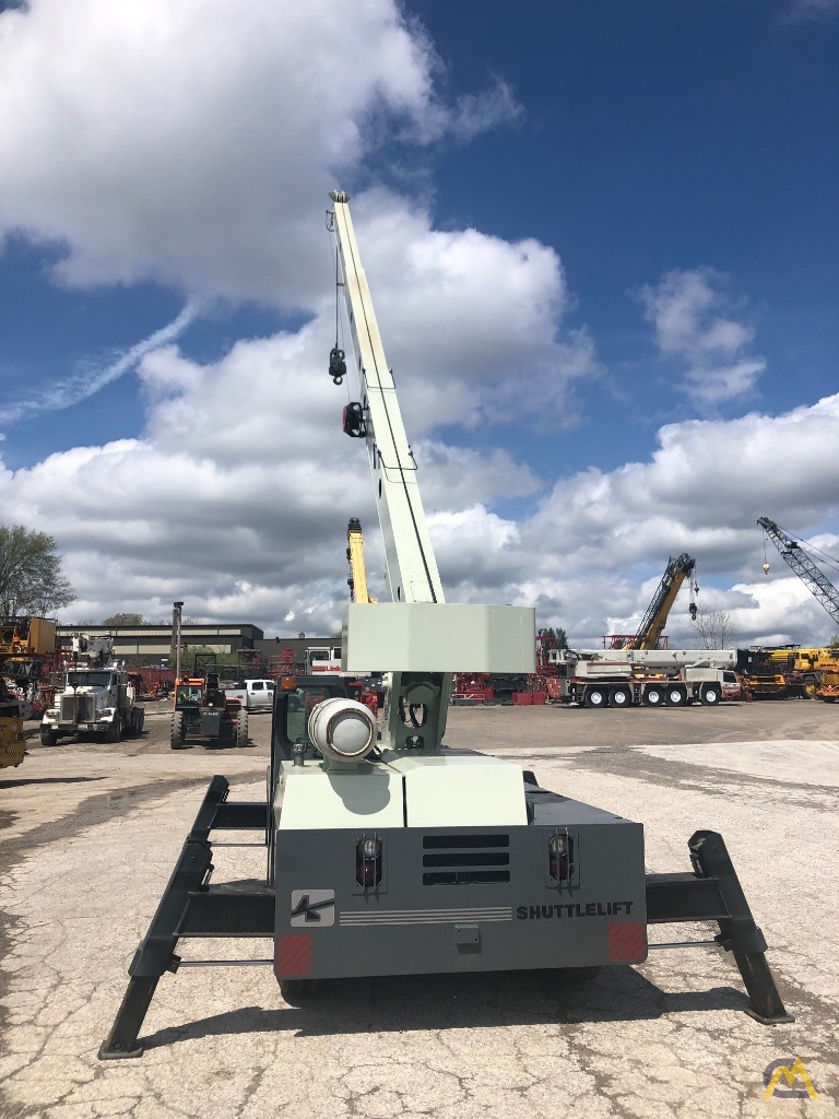 2007 Shuttlelift 3340B 10.5-Ton Carry Deck Crane 6
