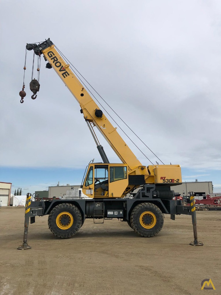 2008 Grove RT530E-2 30-Ton Rough Terrain Crane 1