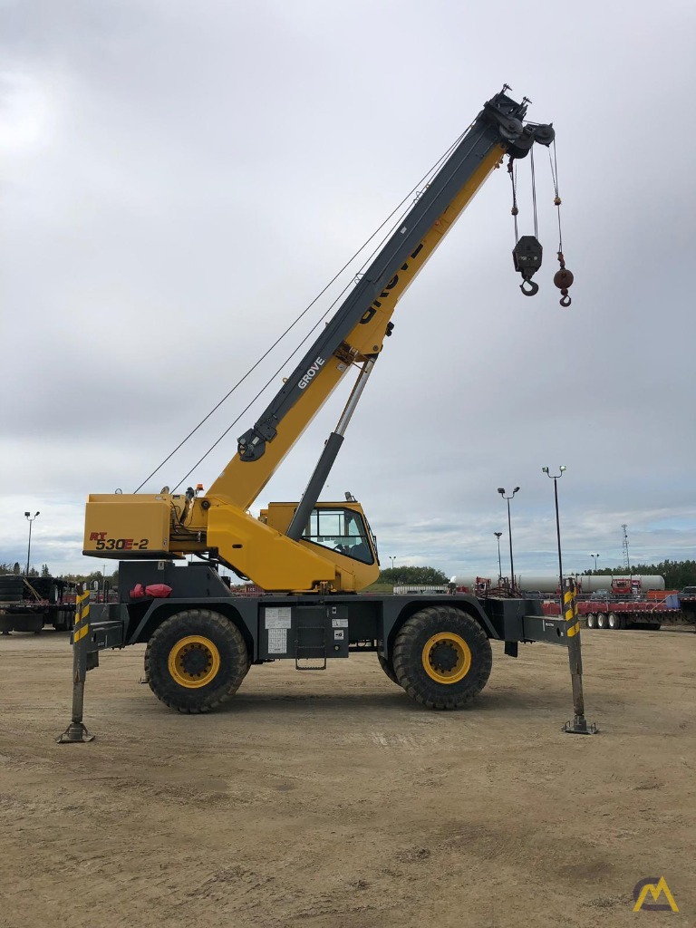2008 Grove RT530E-2 30-Ton Rough Terrain Crane 3