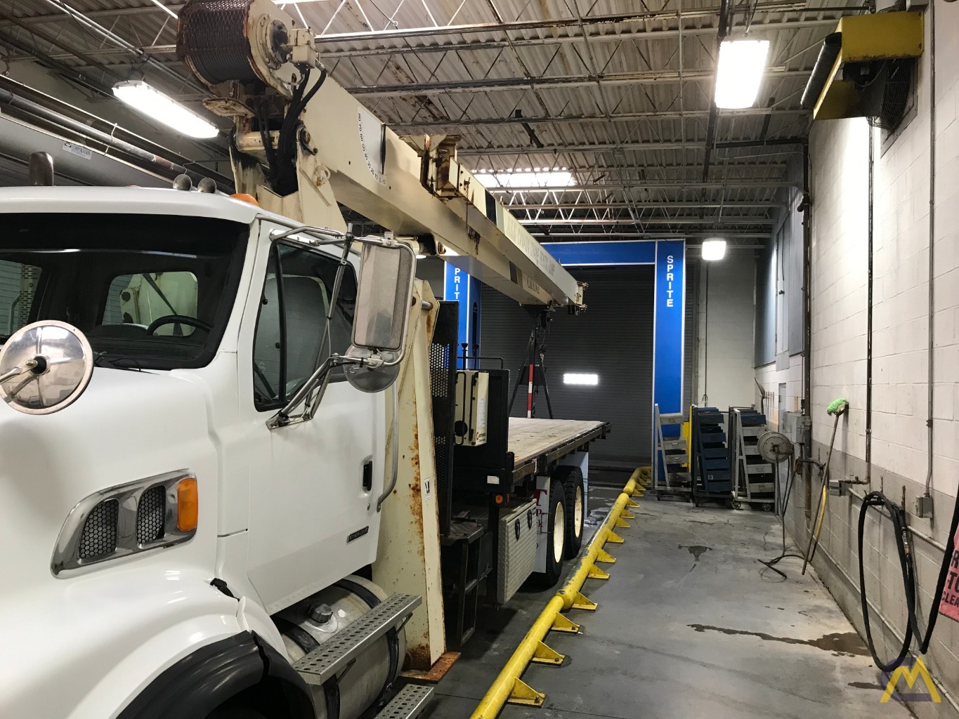 2008 NATIONAL 8100D 1