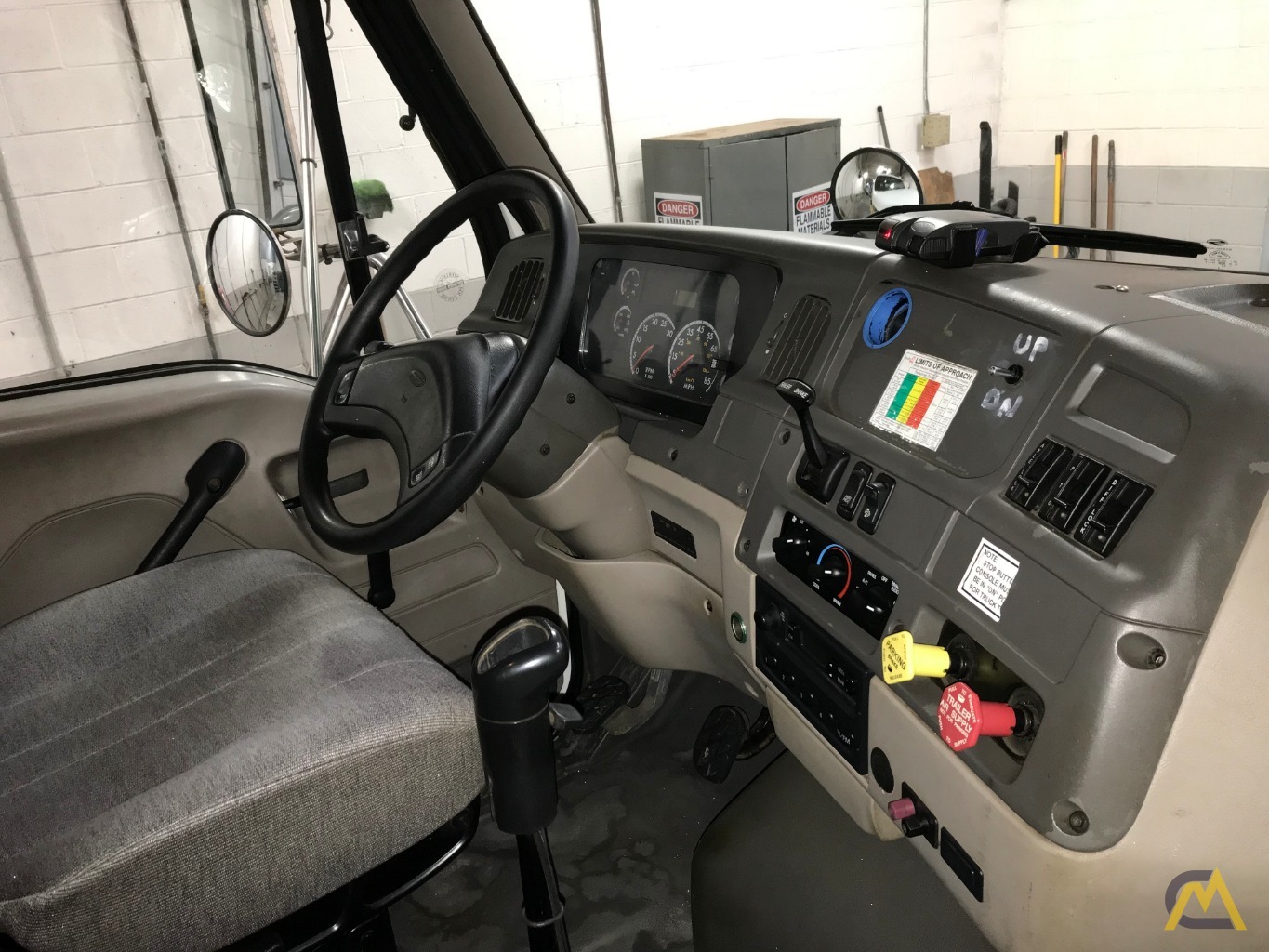 2008 NATIONAL 8100D 13