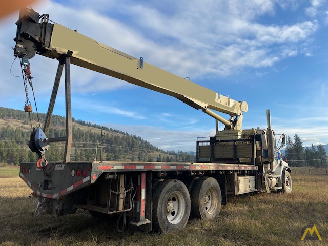 National Series 600E/Model 690E 20-ton Boom Truck Crane on Sterling CranesList ID: 647 13
