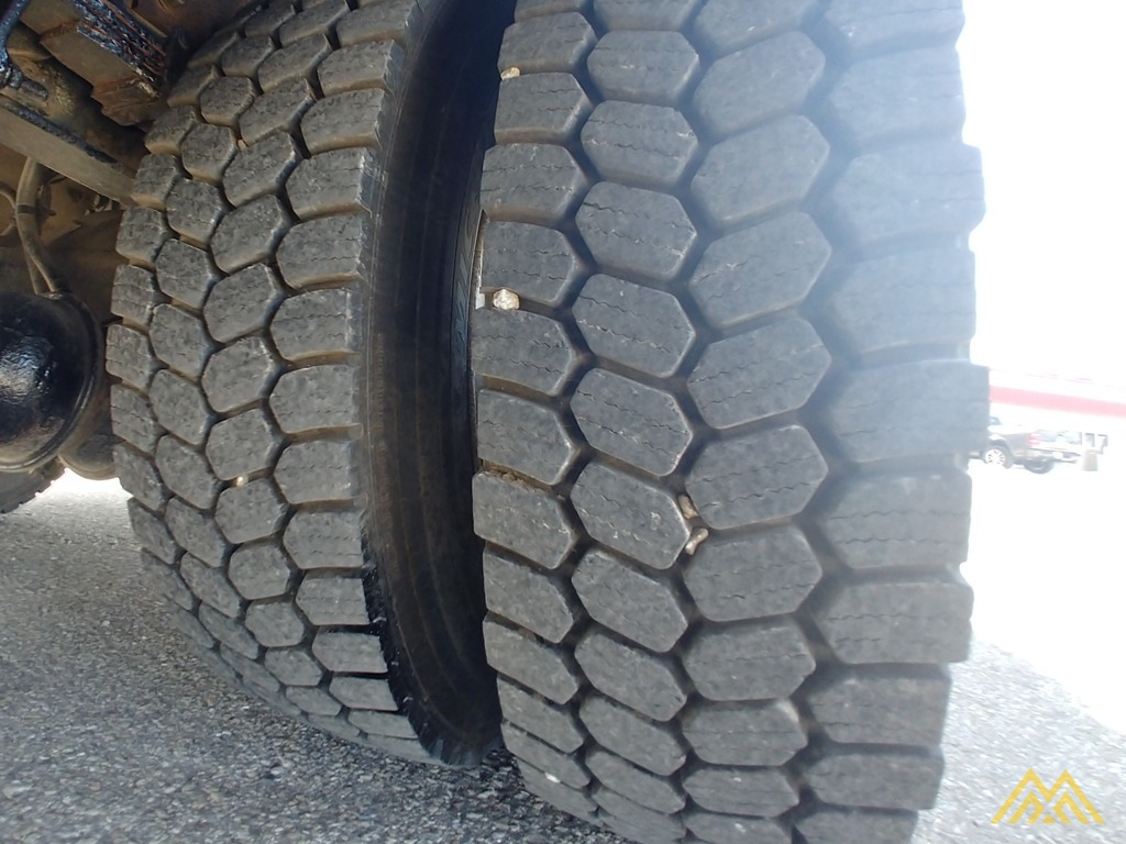 Altec DM47-TR 15-ton Wireless Remote Digger Derrick on 2009 Ford F750 Utility 20