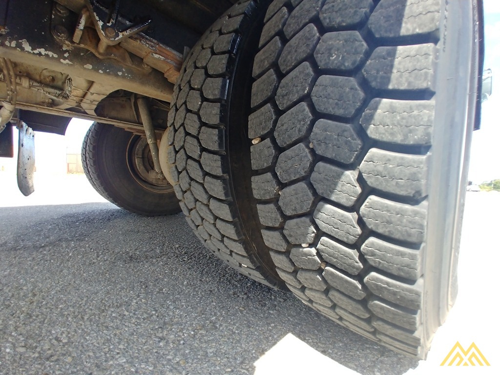 Altec DM47-TR 15-ton Wireless Remote Digger Derrick on 2009 Ford F750 Utility 21