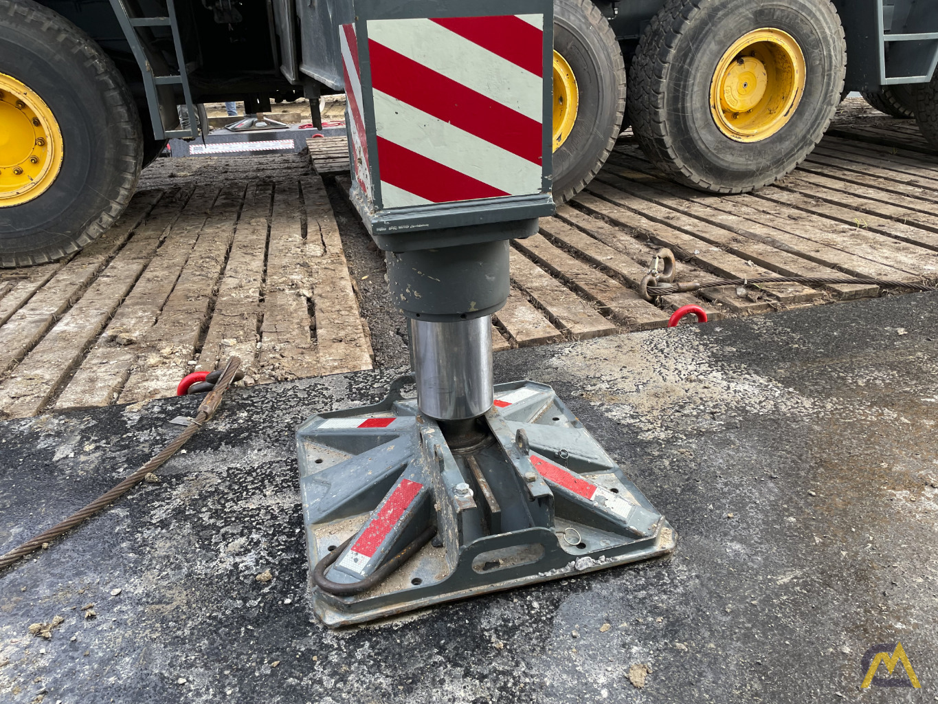 2009 Grove GMK7550 550-Ton All Terrain Crane 11