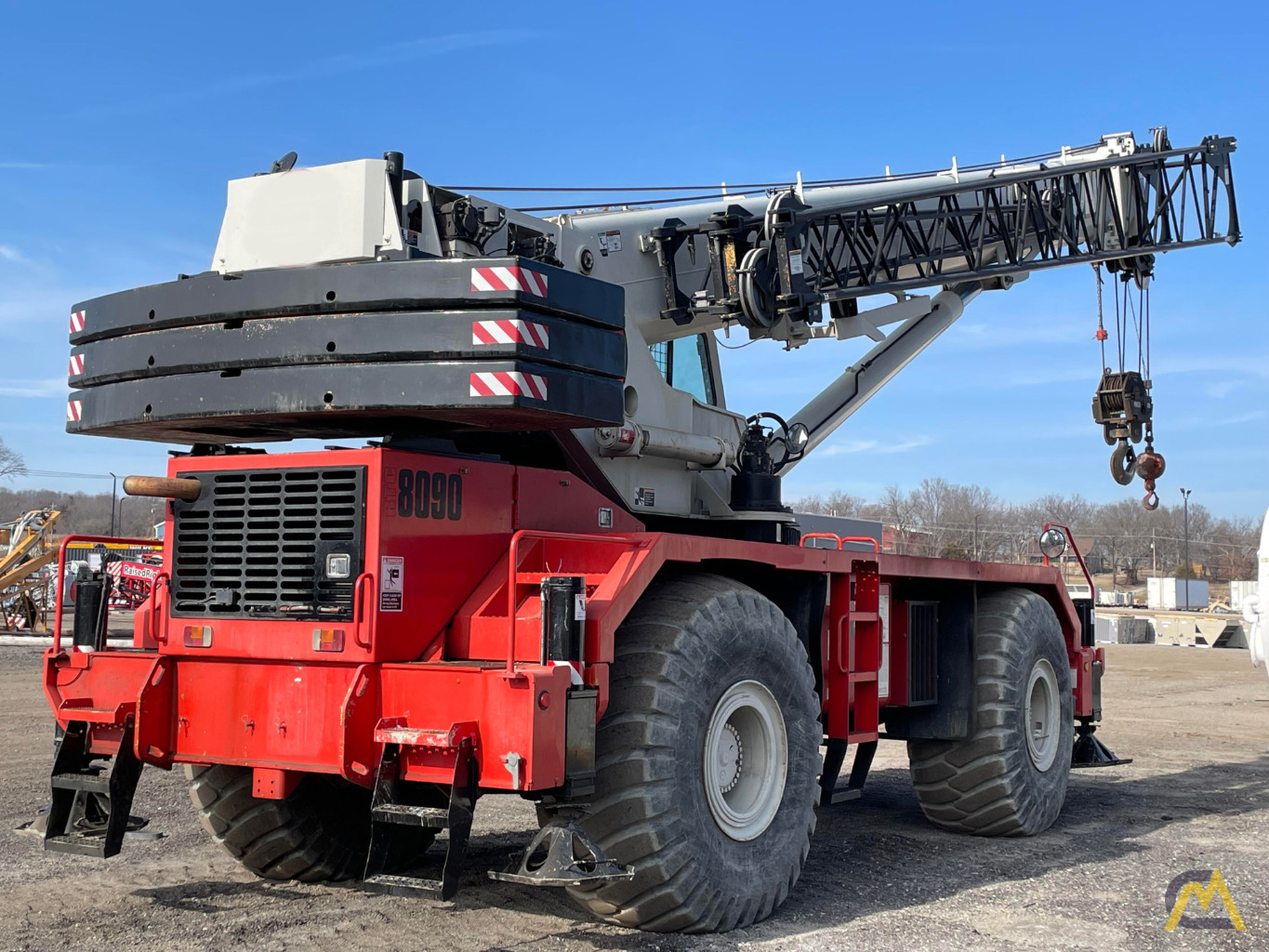 2009 Link-Belt RTC-8090 90-Ton Rough Terrain Crane 3