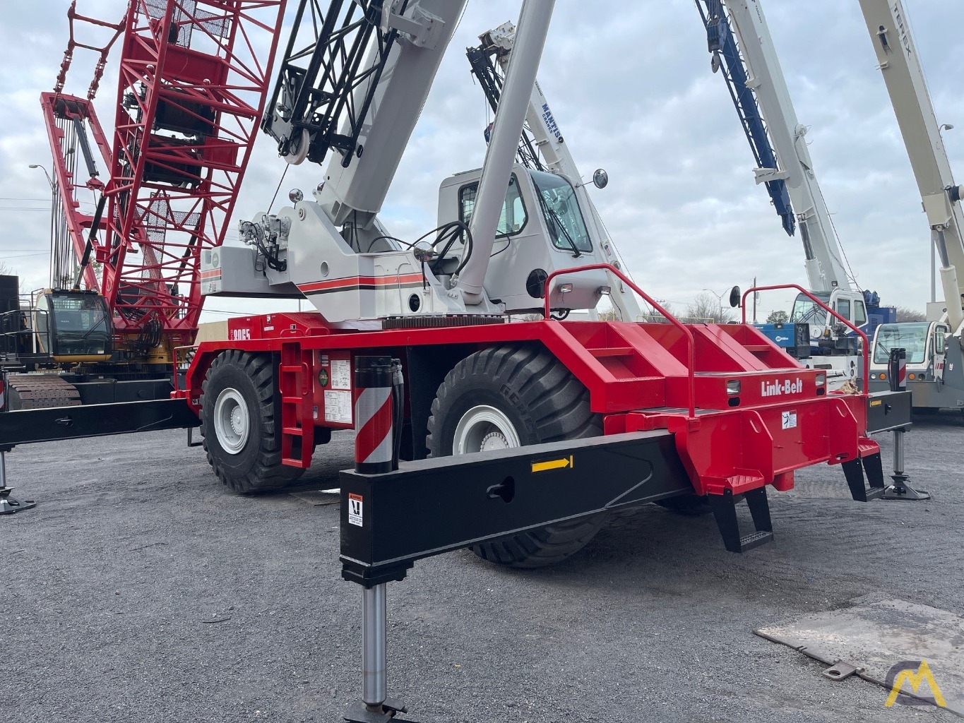Link-Belt RTC-8065 Series II  Rough Terrain Crane 4