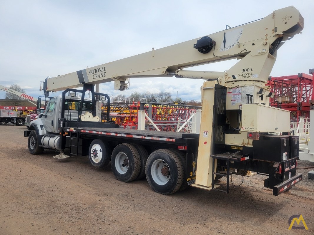 2009 National 9125A 26-Ton Boom Truck Crane 3