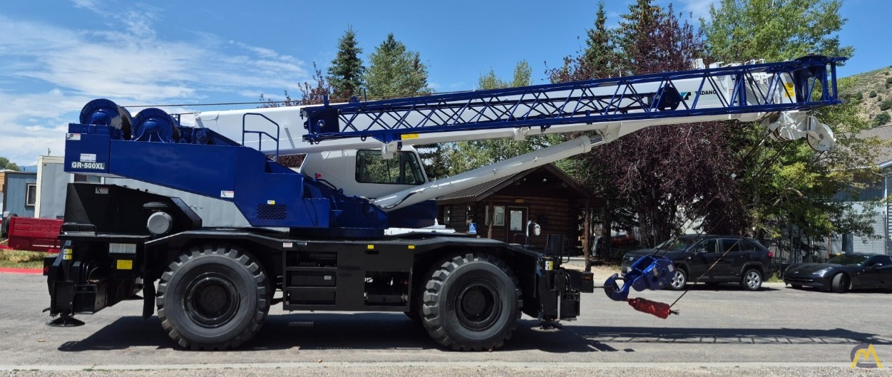 2009 Tadano GR-500XL Rough Terrain Crane 1