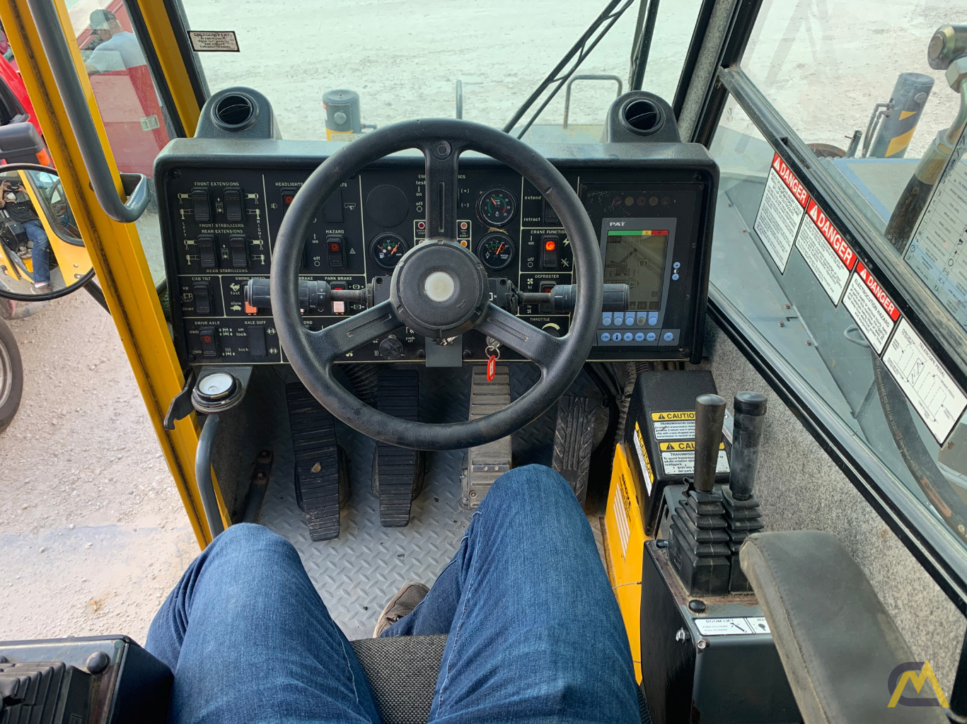 2010 Grove RT880E 80-Ton Rough Terrain Crane 23