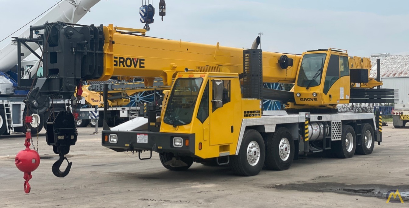 2010 Grove TMS800E 80-Ton Telescopic Truck Crane 0