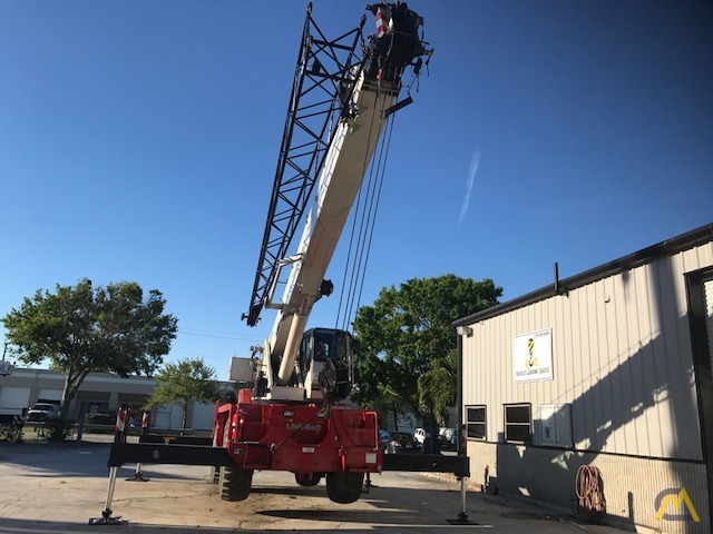 2010 Link-Belt RTC-8030 30-Ton Rough Terrain Crane 5