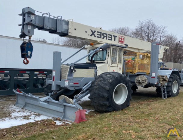 2010 Terex BT 4792 23.5-Ton Boom Truck Crane 2