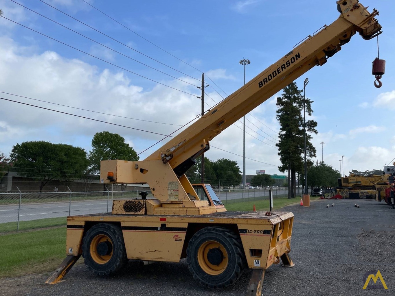 2011 Broderson IC-200-3G 15-Ton Carry Deck Crane 2