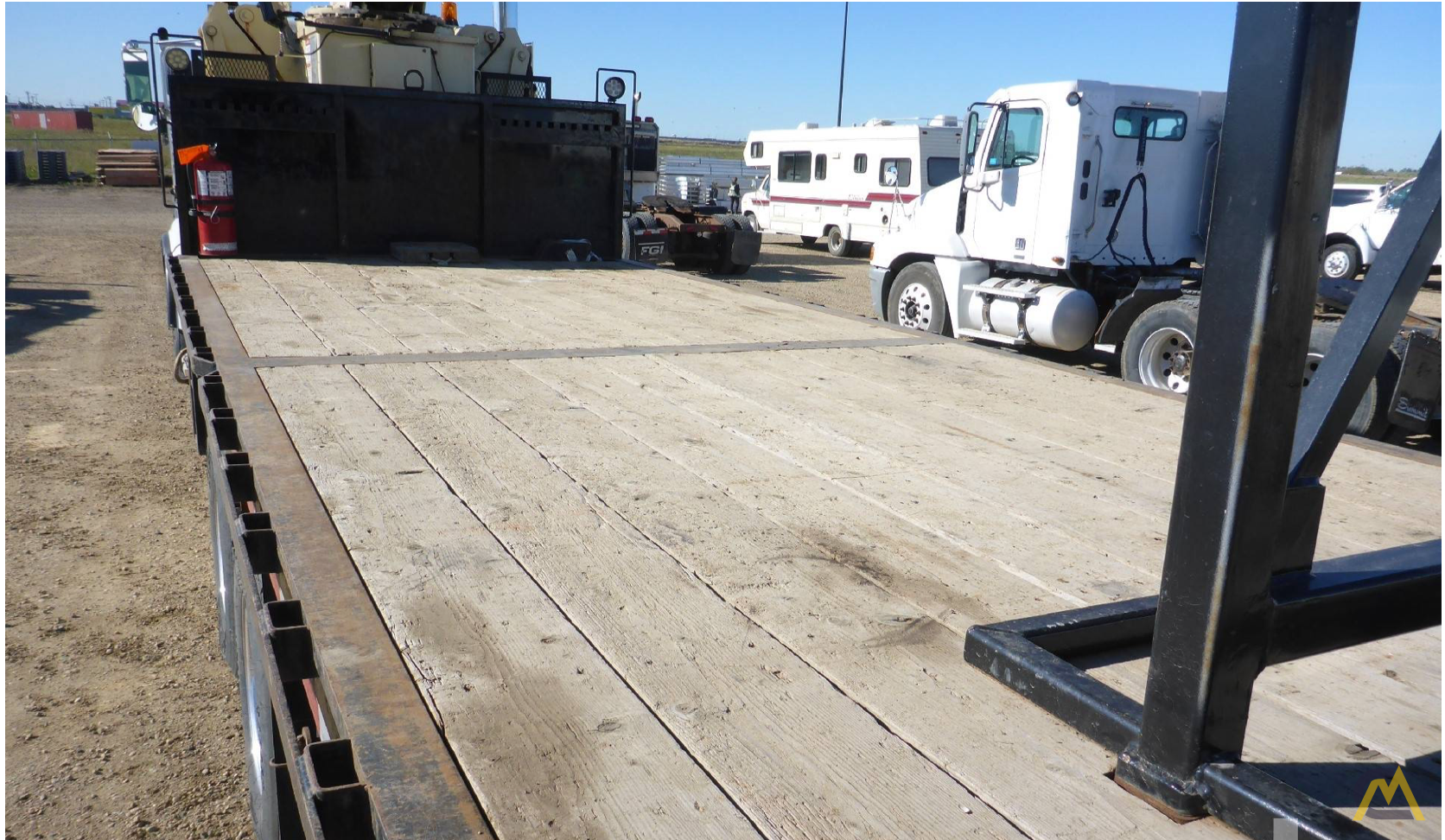 2011 National-Peterbilt 1195 28-Ton Boom Truck Crane; CranesList ID: 617 10