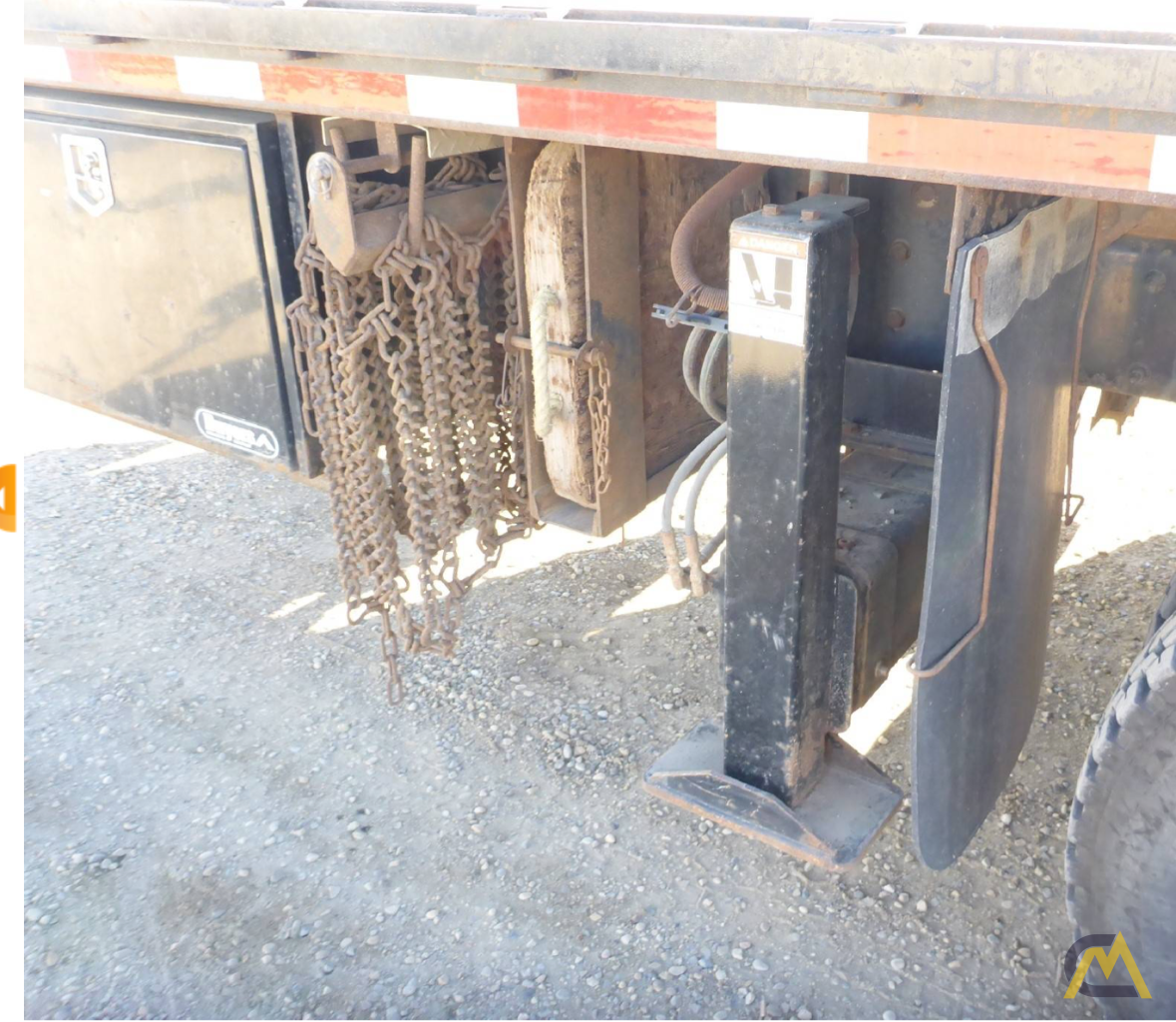 2011 National-Peterbilt 1195 28-Ton Boom Truck Crane; CranesList ID: 617 29