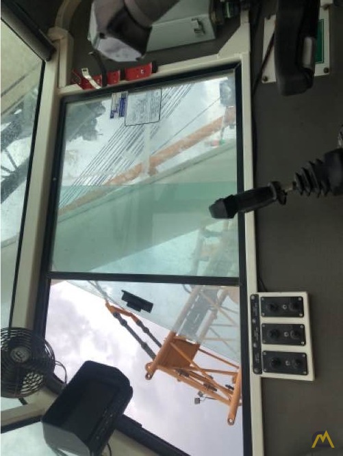 2011 Tadano Mantis 9010 45-Ton Telescopic Crawler Crane 32