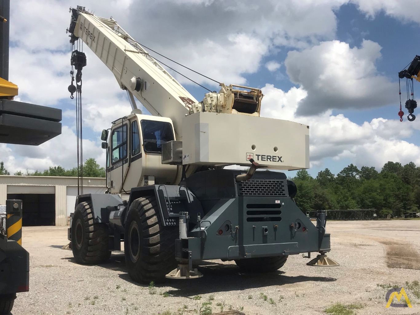 2011 Terex RT-555 55-Ton Rough Terrain Crane 3
