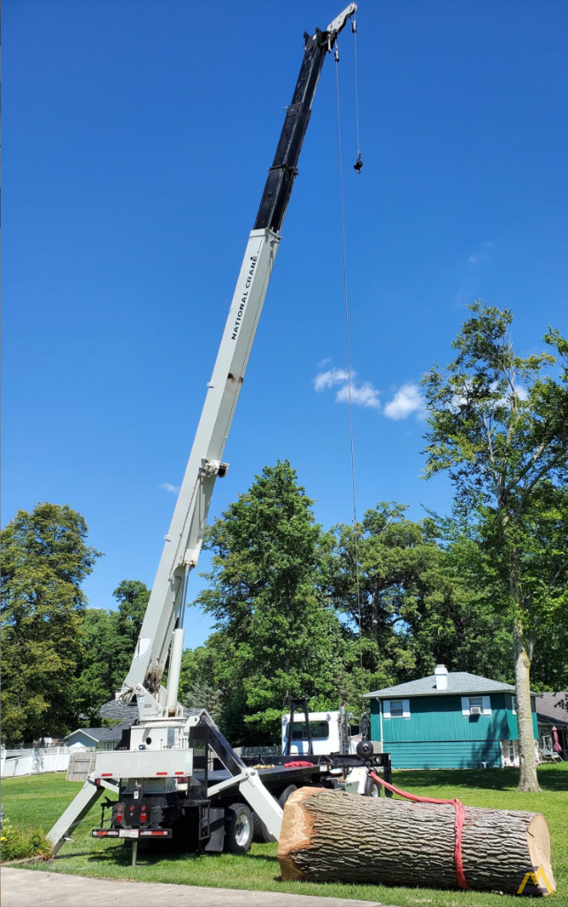 2012-2013 National-Peterbilt 9125A 26-Ton Boom Truck Crane; CranesList ID: 495 8