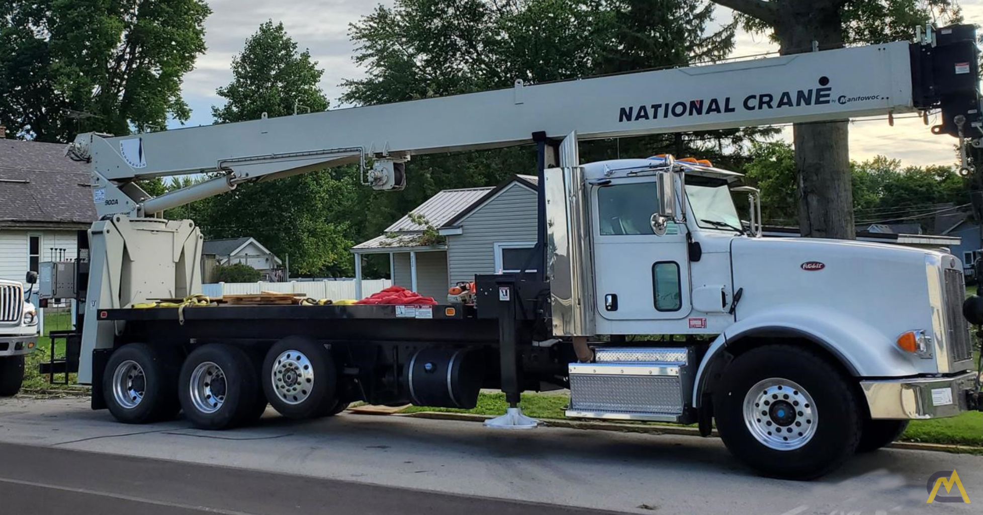 2012-2013 National-Peterbilt 9125A 26-Ton Boom Truck Crane; CranesList ID: 495 3