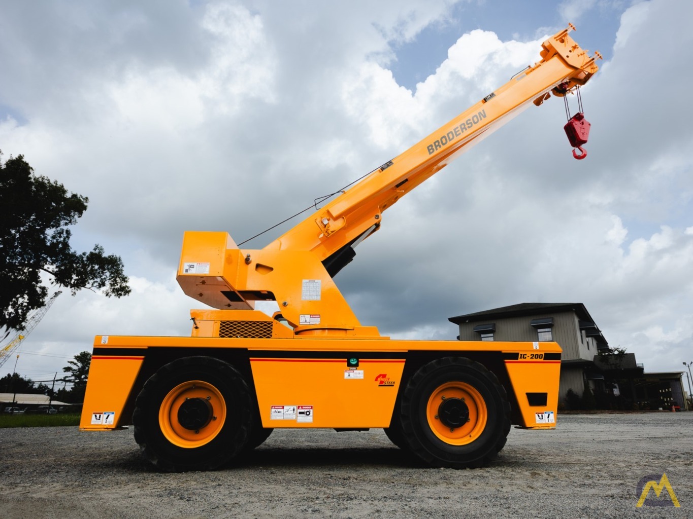 2012 BRODERSON IC-200-2H Carry Deck Industrial Crane 2