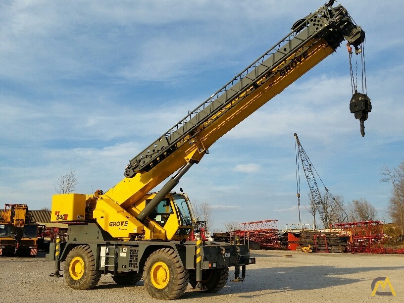 2012 Grove RT540E 40-Ton Rough Terrain Crane 1