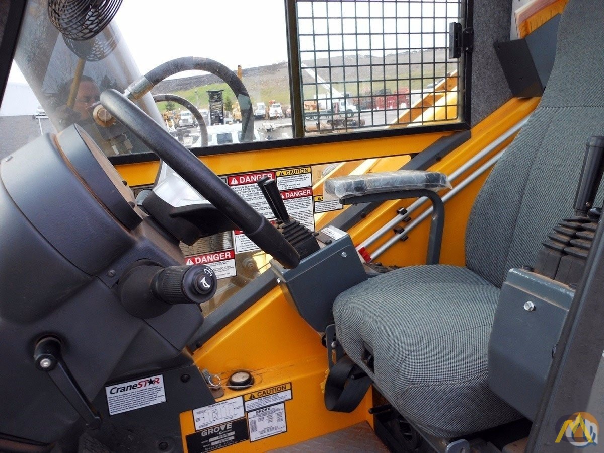 2012 Grove RT890E 90-Ton Rough Terrain Crane 3