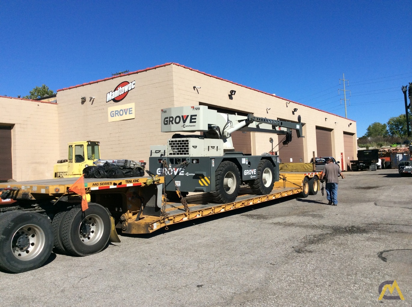 2012 Grove YB7725 25-Ton Carry Deck Crane 2