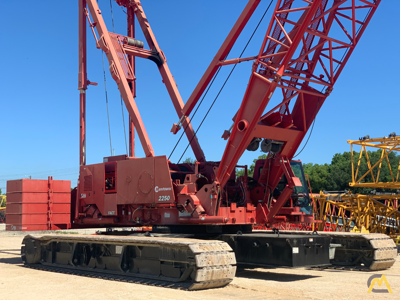 2012 Manitowoc 2250 Lattice Boom Crawler Crane 1