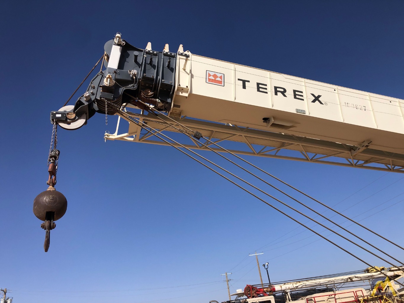 SOLD Terex RT 780 80-Ton Rough Terrain Crane 8