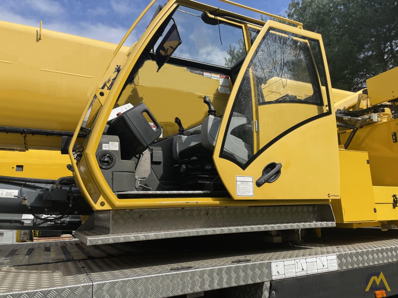 2013 Grove GMK5165B 165Ton All Terrain Crane For Sale Hoists