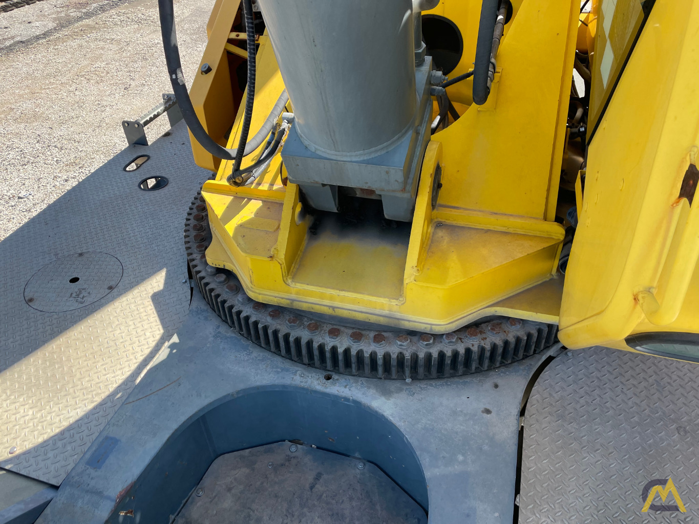 2013 Grove RT890E 90-Ton Rough Terrain Crane 10