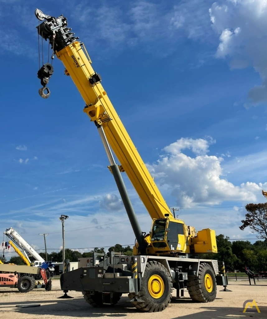 2013 Grove RT9130E-2 130-Ton Rough Terrain Crane 0