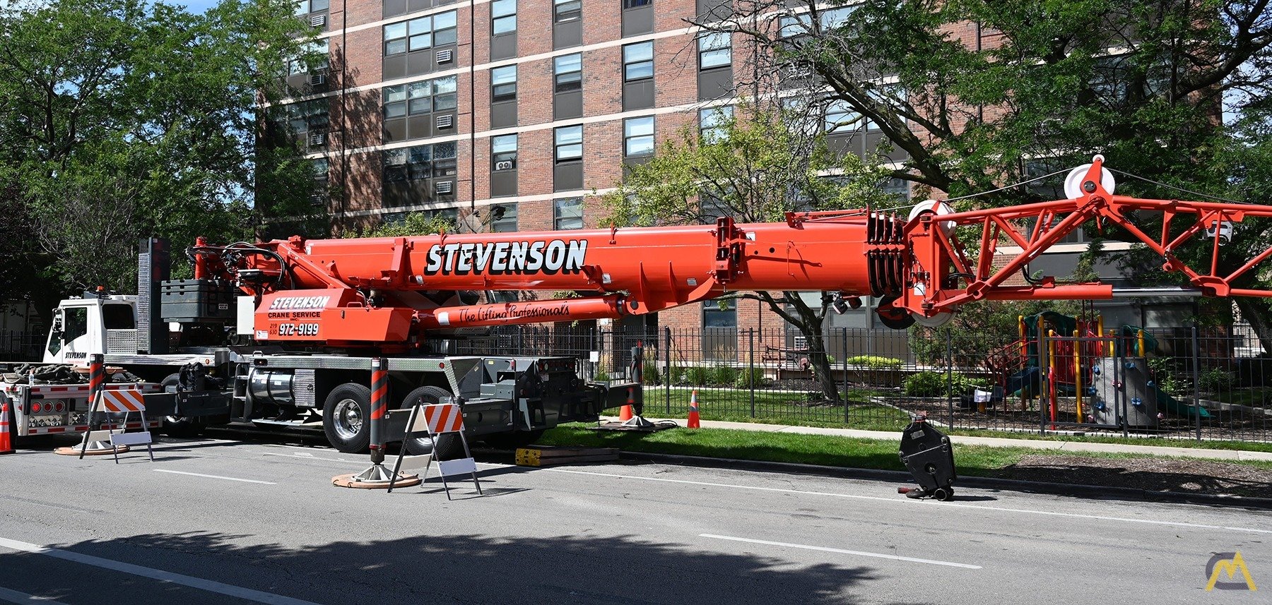 2013 Grove TMS9000E 110-Ton Hydraulic Truck Crane 8