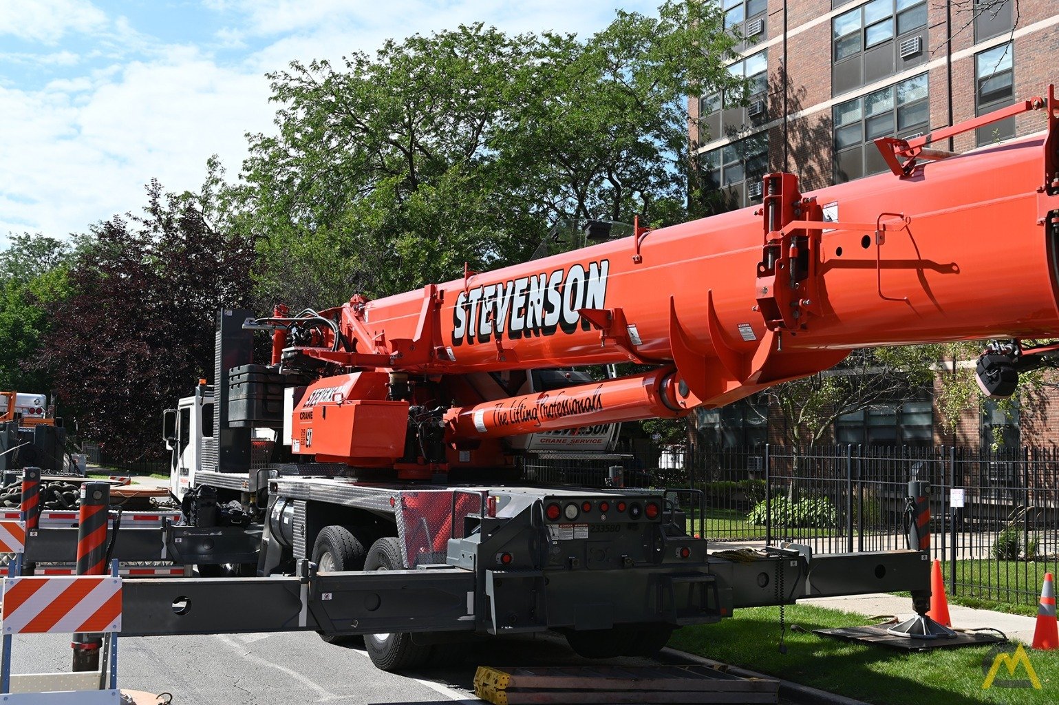 2013 Grove TMS9000E 110-Ton Hydraulic Truck Crane 4