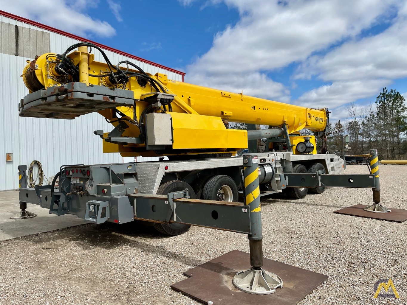 2013 Grove TMS9000E 110-Ton Hydraulic Truck Crane 3