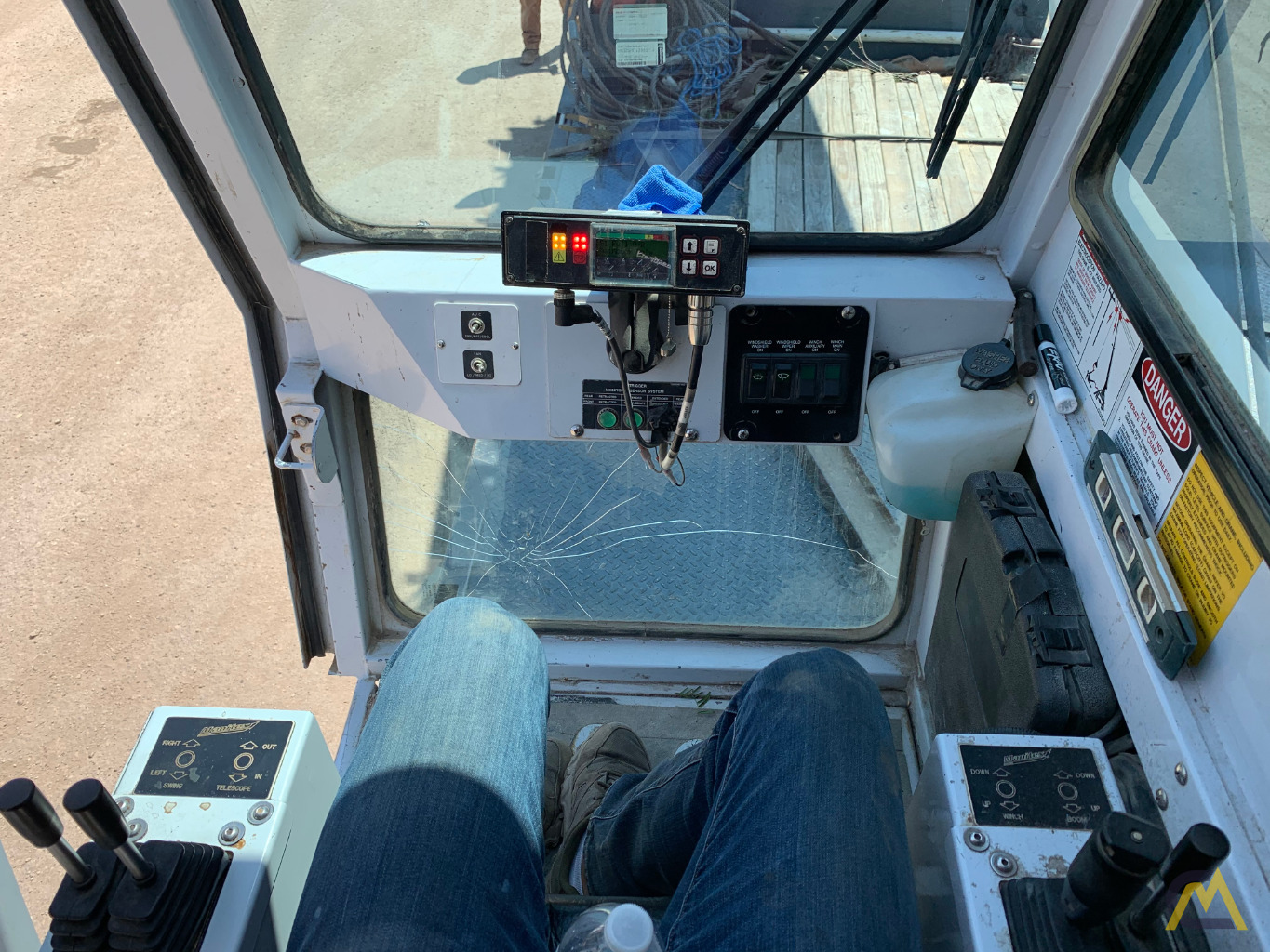 2013 Manitex 40124S 40-Ton Boom Truck Crane 27
