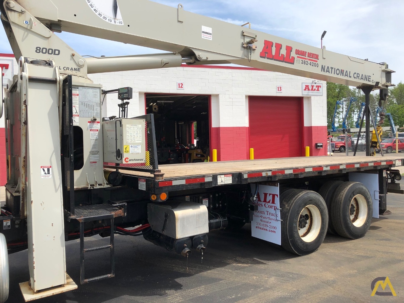 2013 National 8100D 23-Ton Boom Truck Crane 10