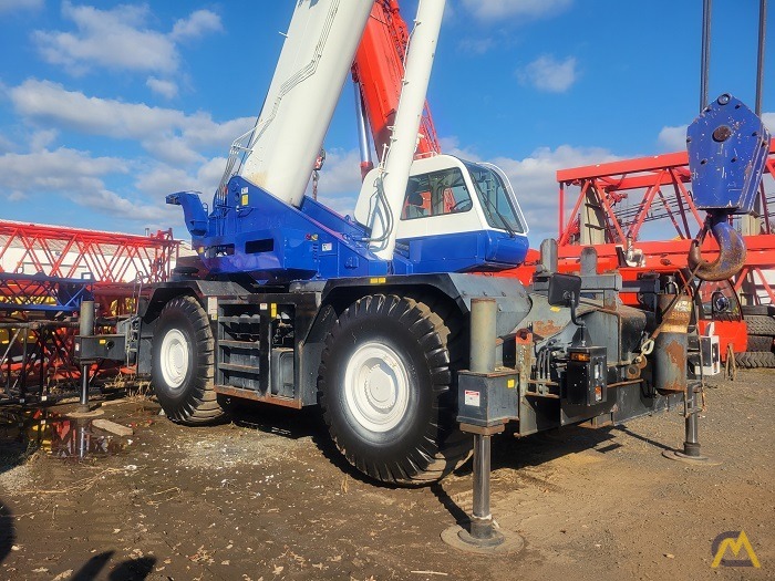 2013 Tadano GR-1000XL-2 100-Ton Rough Terrain Crane For Sale