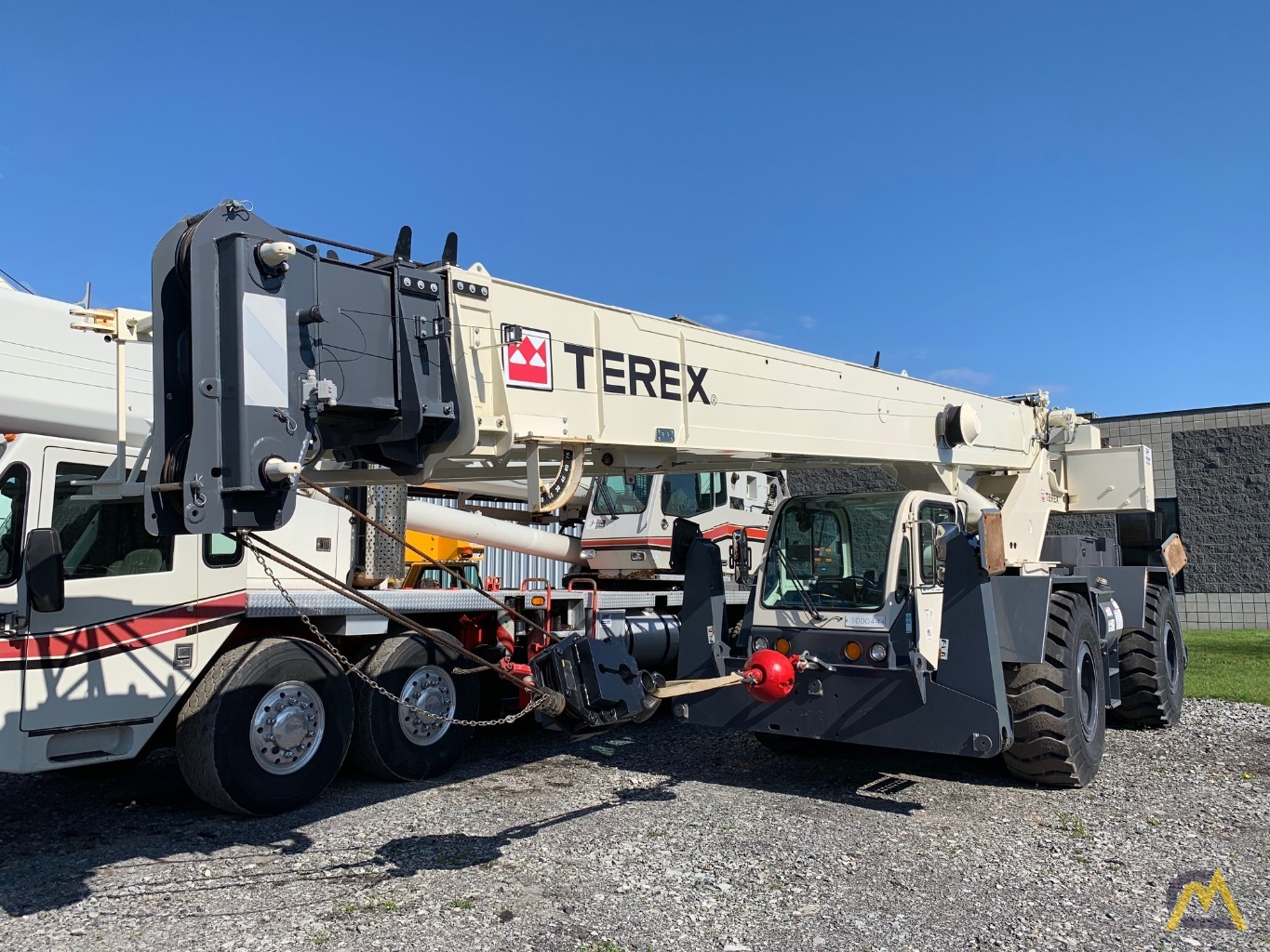 2013 Terex CD 225 25-Ton Down Cab Rough Terrain Crane -- Only 359 Hours 7