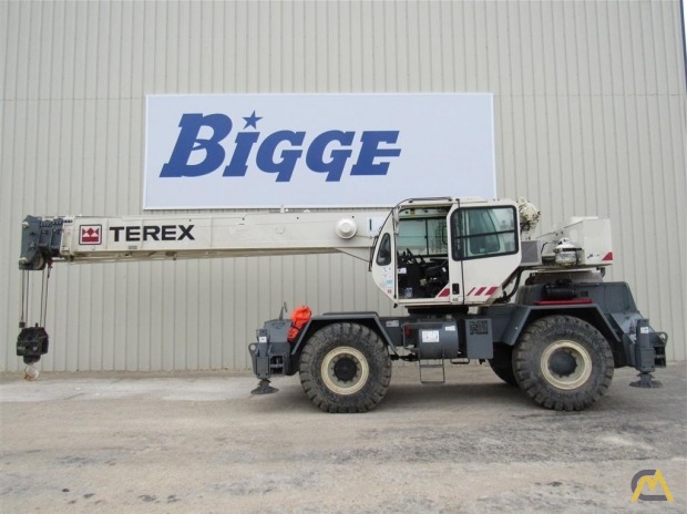 2013 Terex RT 230 30-Ton Rough Terrain Crane 3
