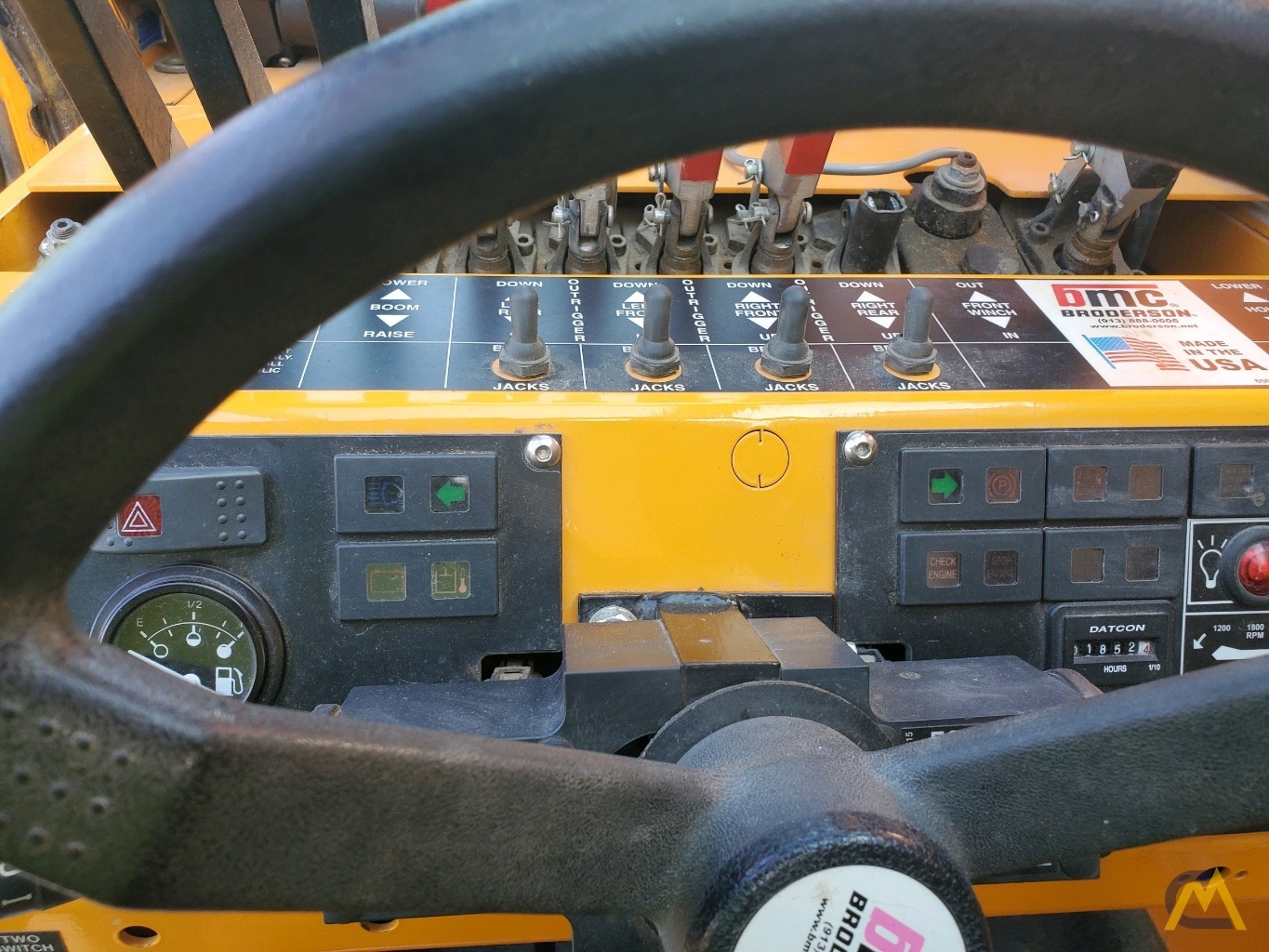 2014 Broderson IC-250-3C 18-Ton Carry Deck Crane 8