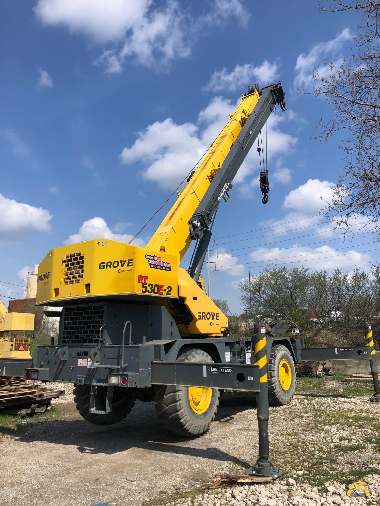 2014 Grove RT530E-2 30-Ton Rough Terrain Crane 10