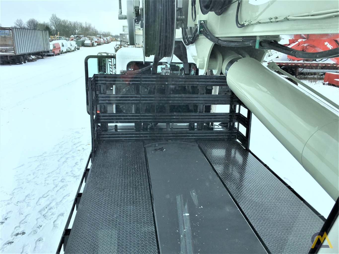 2014 National 13110A 30-Ton Boom Truck Crane 4