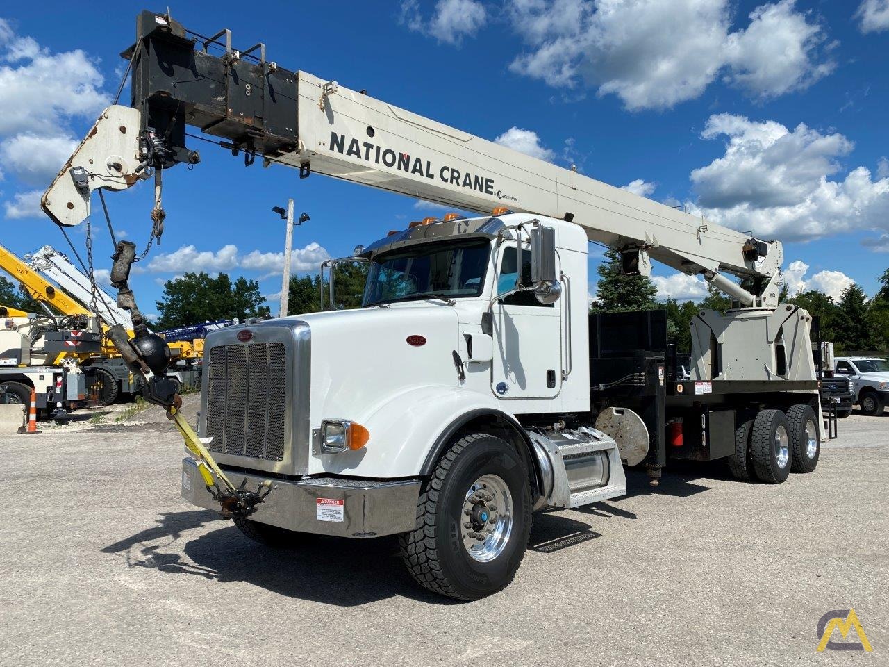 2014 National 9125A 26-Ton Boom Truck Crane 0