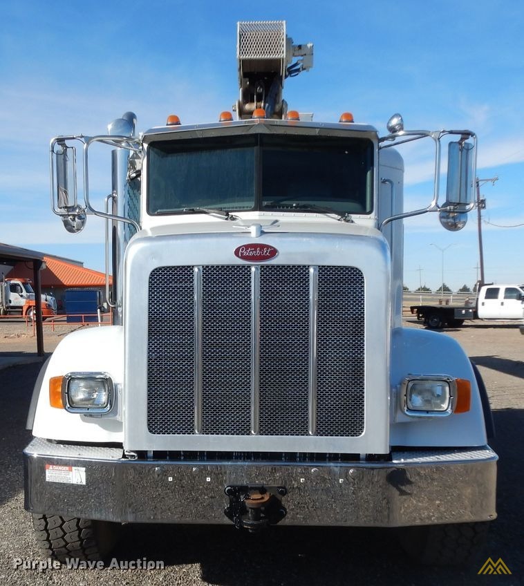 National Series 800D Model 890D Boom Truck on 2014 Peterbilt 365 4