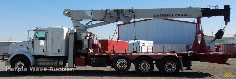 National 890D Boom Truck on 2014 Peterbilt 365 2