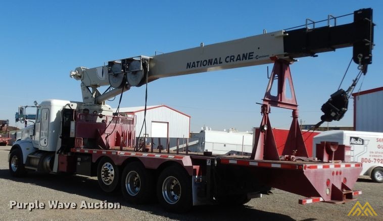National 890D Boom Truck on 2014 Peterbilt 365 4
