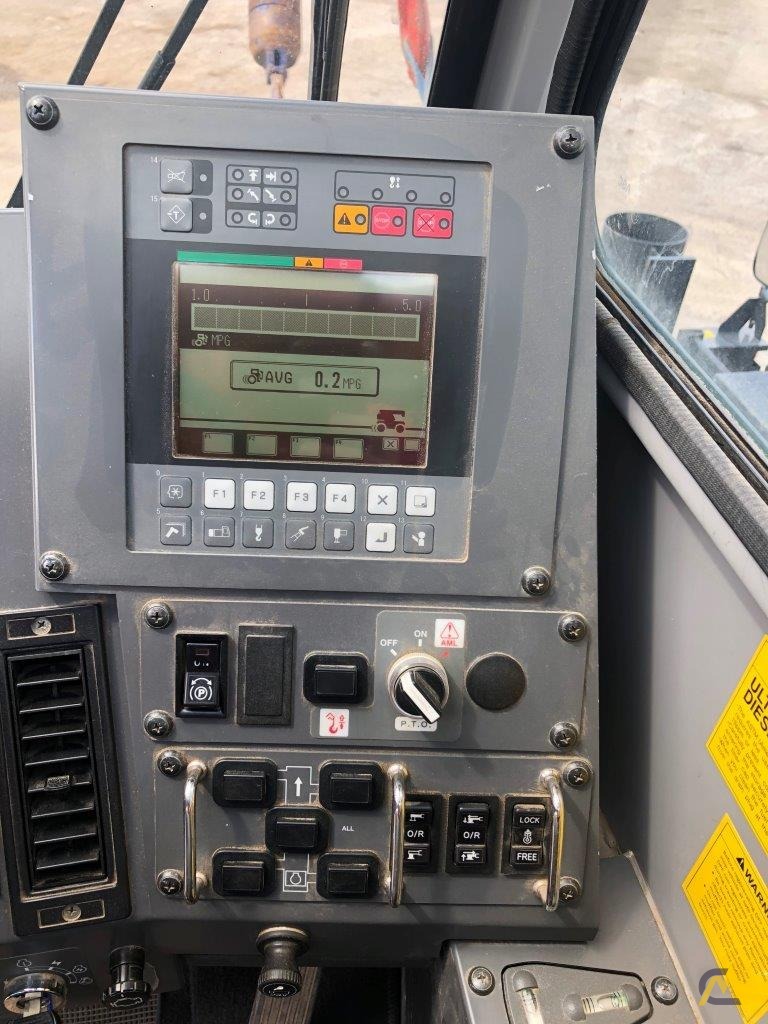 2014 Tadano GR-550XL 55-Ton Rough Terrain Crane 9