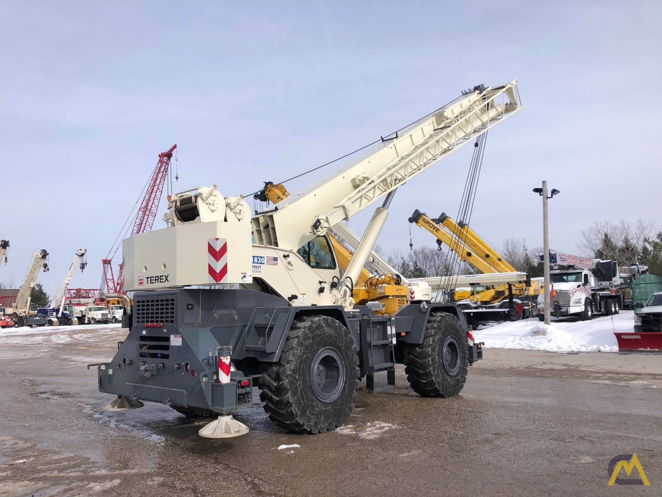 2014 Terex RT 555 55-Ton Rough Terrain Crane 3